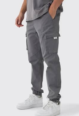 cargo trouser,t shirt,shirt