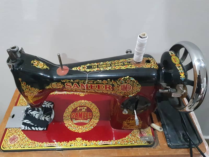 Sewing Machine New Condition 10 by 10 0