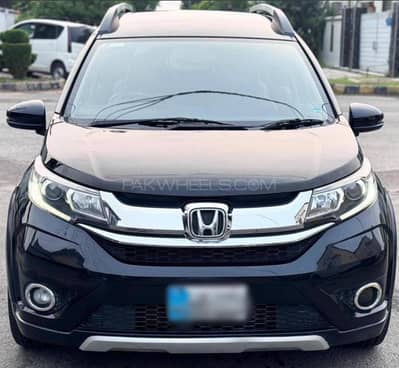 Wedding Car Rental – Honda BR-V | Premium Service | 15,000/day