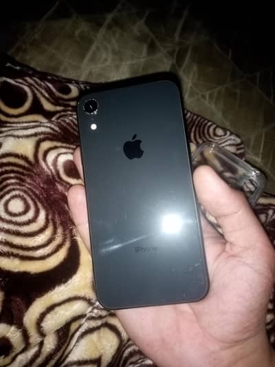 I phone xr 64gb factory unlocked not jv
