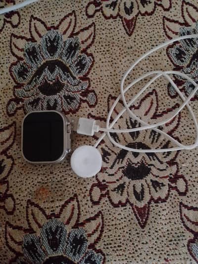 Good condition smart watch for Men's just in RS 999