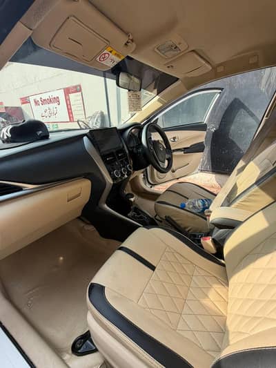 Toyota yaris 2020 reg 2021 ative 1.3 top