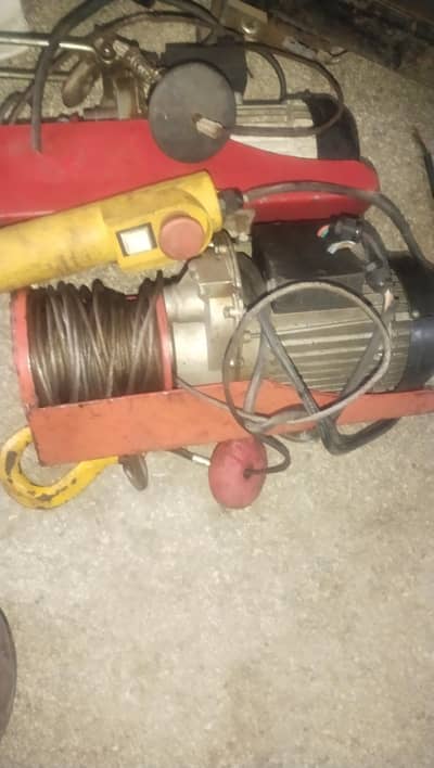 Electric wire winch imported made in Italy capacity 800 kg