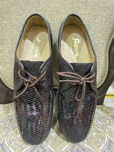 imported original barndes leather shoes size 11