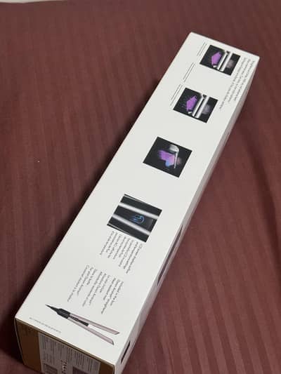 New Dyson airstrait original