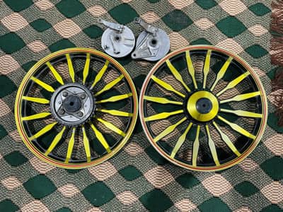 Honda 125 Special Golden Rims heavy weight