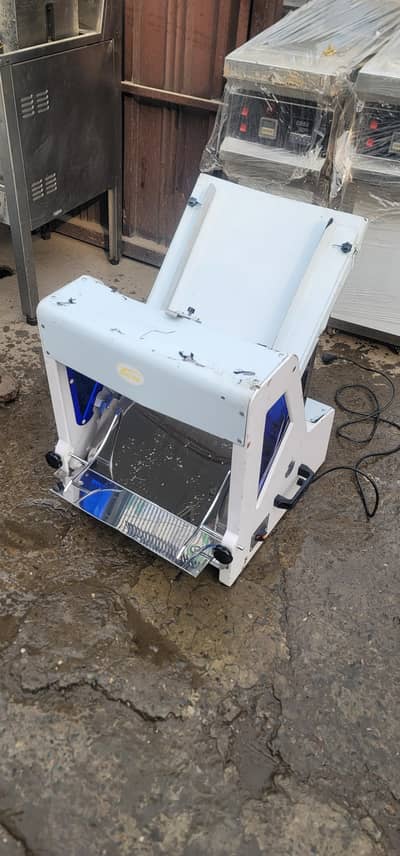 Bread cutter / cutter / Bread slicer