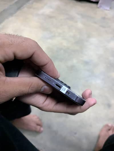 APPLE IPHONE 14 PRO FOR SALE ALL OKY WATER PACK SET