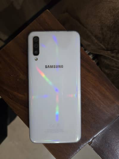 Samsung A50