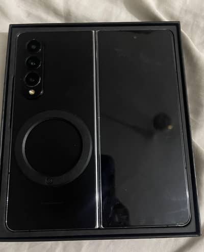 Samsung Z fold 4 512gb | non pta | Read ad