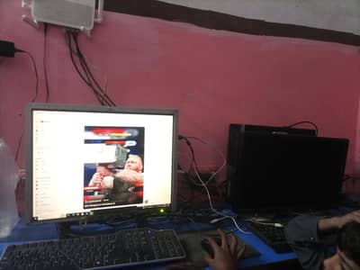 We Required Graphics Designing  Person, Call Now