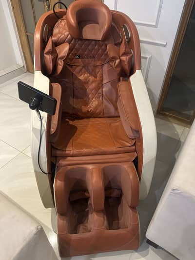 JC Buckman Massage chair