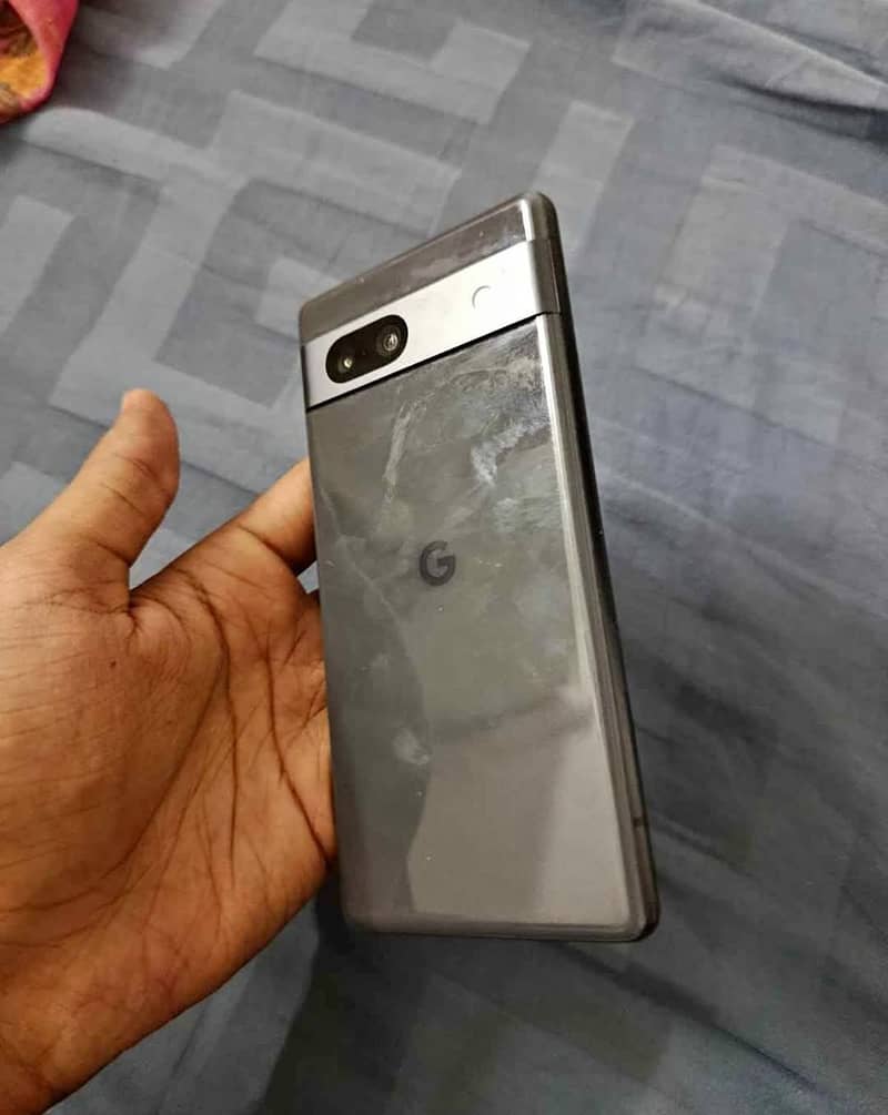 Google pixel 7a 4