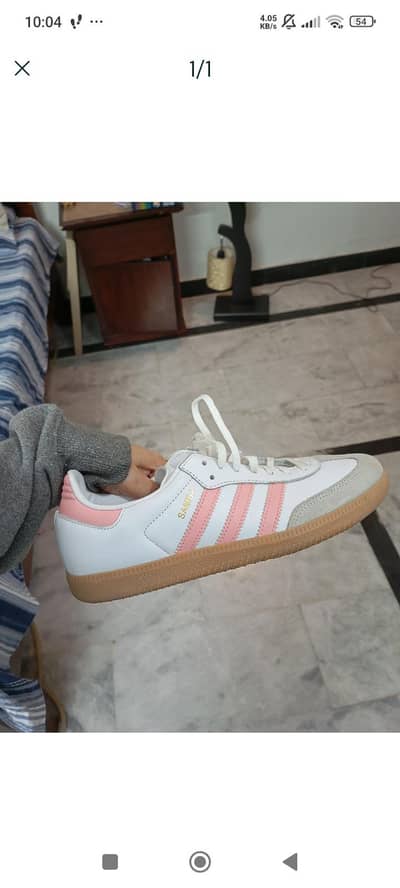 Original Adida Sambas from Canada, unused, selling because of size