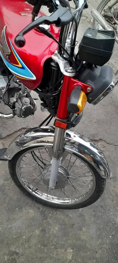 HONDA CD 70