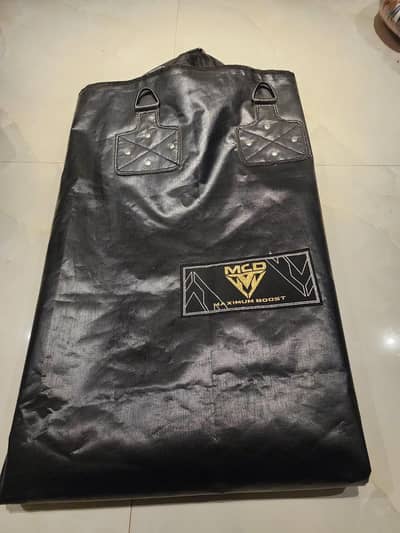 MCD boxing bag 6ft