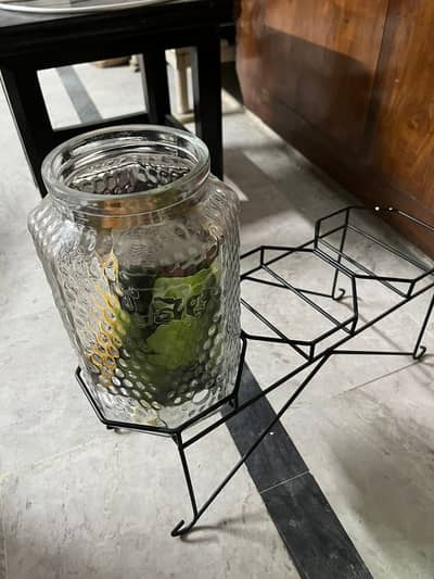 Storage containers with stand