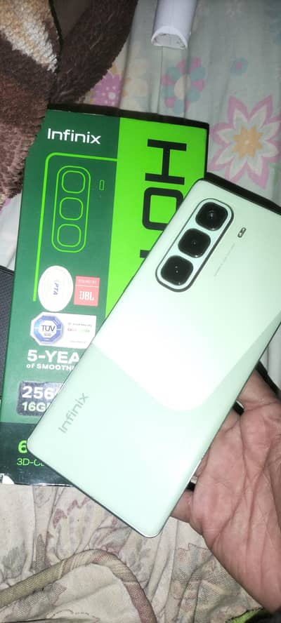 50 Pro plus 16GB 256Gb condition 10 by 10