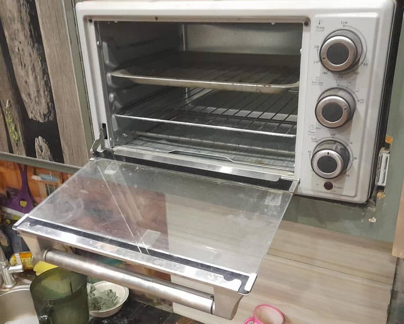 Baking Oven 1