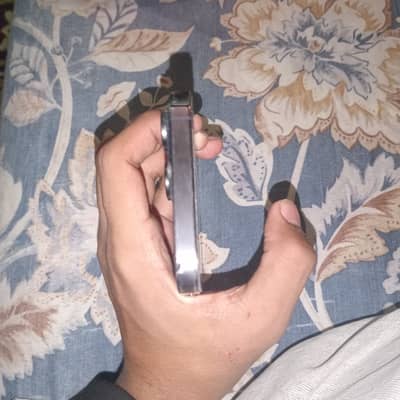 Iphone 14 pro max jv