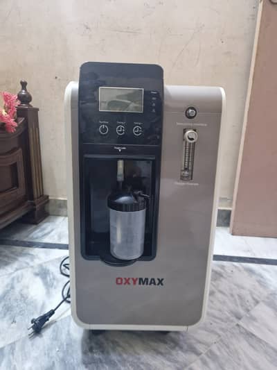 Oxygen Concentrators / Oxygen Machine