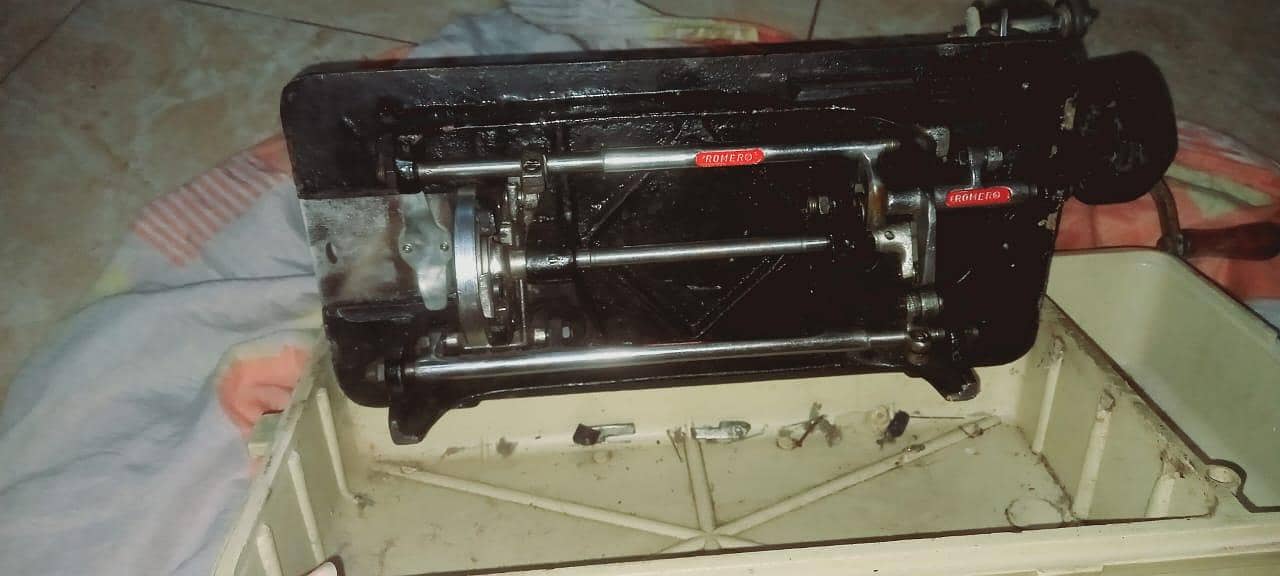 Romer sewing machines 1