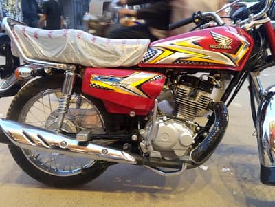 Honda CG 125 ( 2025 ) ( Urgent Sale )