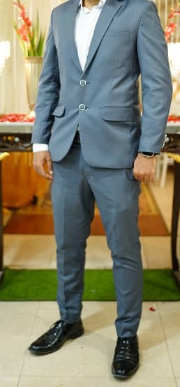 New 3 piece Suit for men
