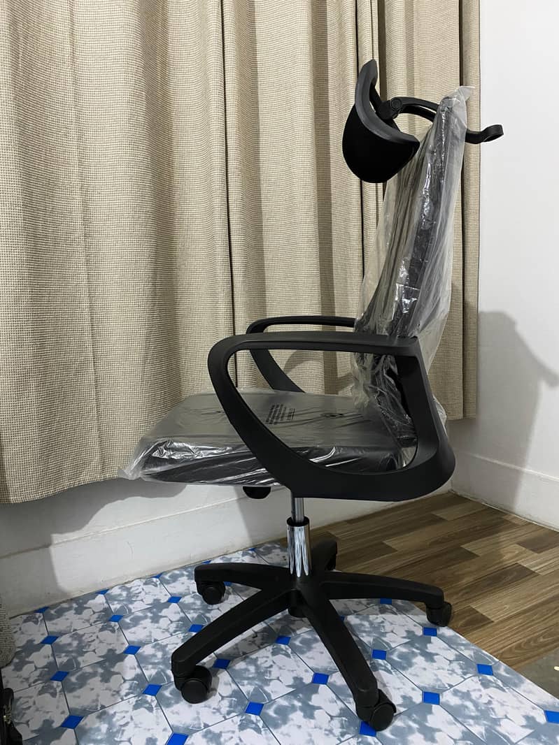 Chair 0