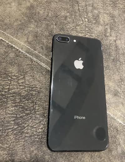 iPhone 8 Plus