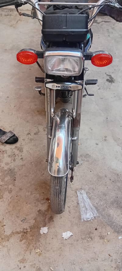 unique 125 all ok cplc clear koi kam nhi ha