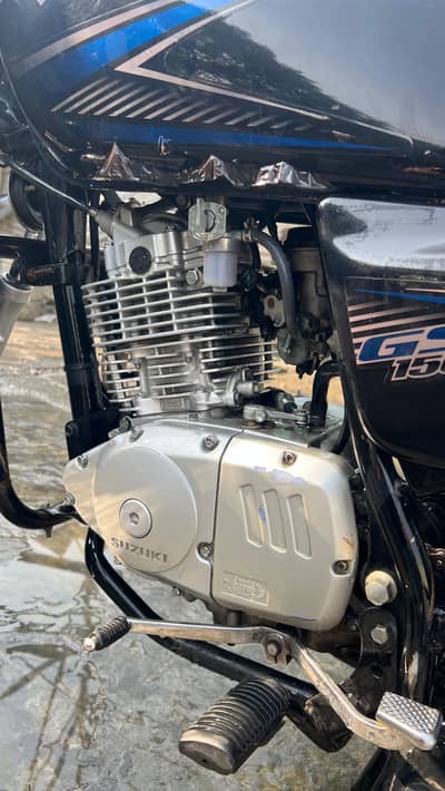 Suzuki Gs 150 in brand new condition
