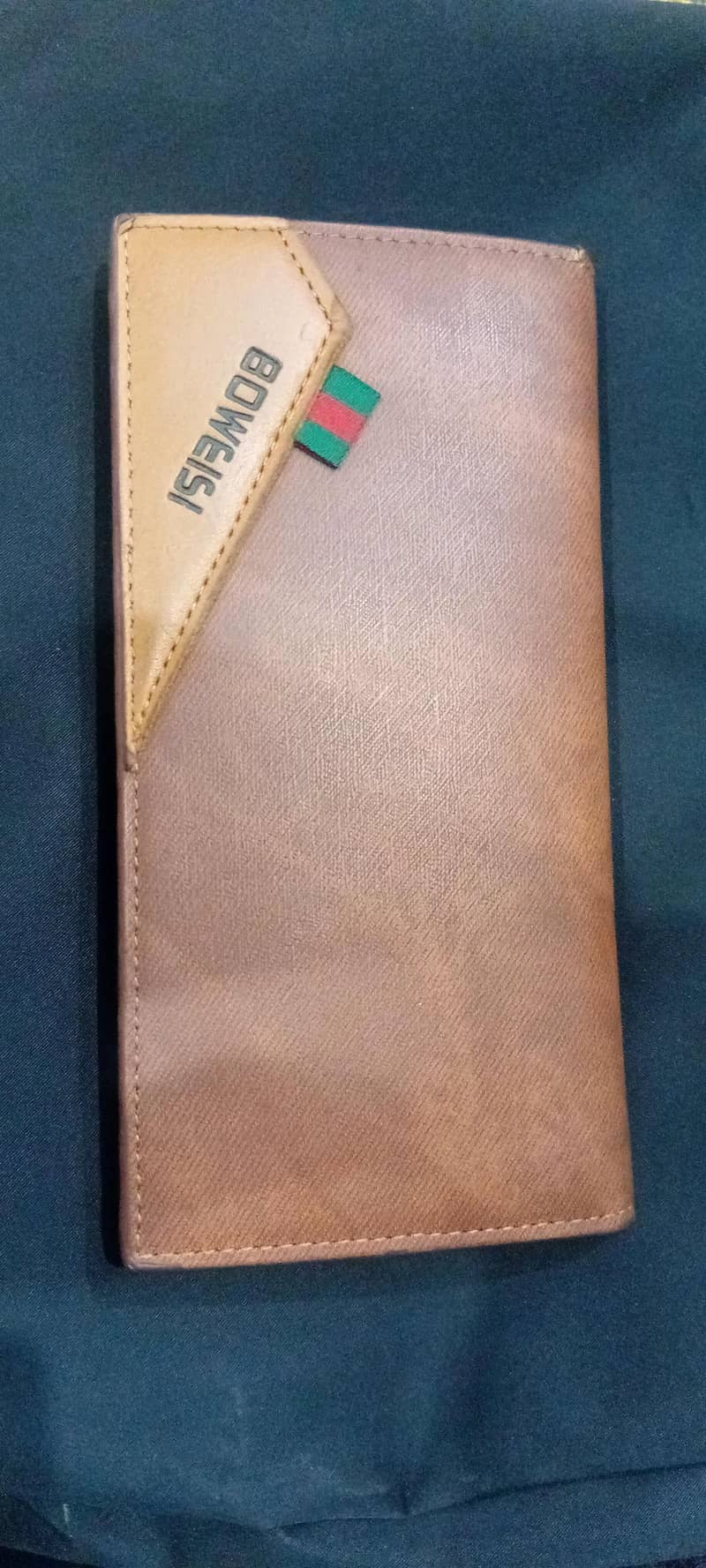 Good quality leather . 5