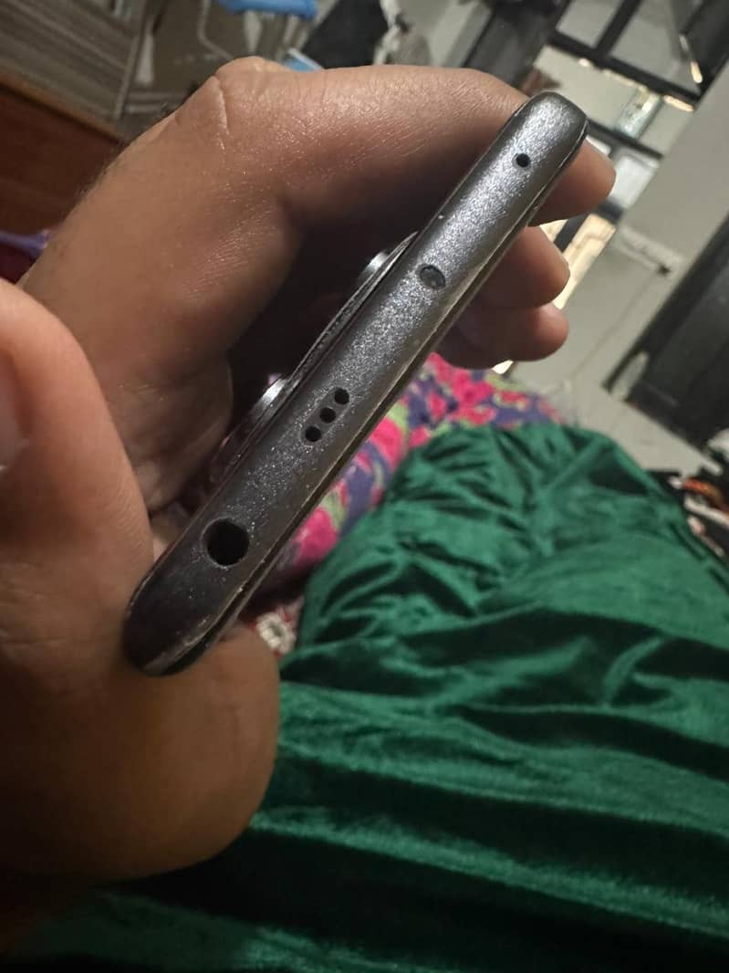 Redmi Note 14 Pro 3