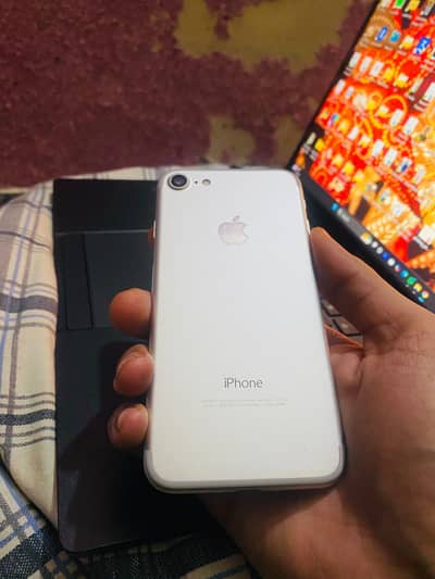 Iphone 7 offical pta