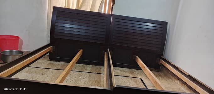 2 Single bed for sale