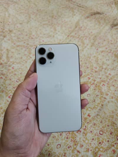 Apple Iphone 11 pro  25gb