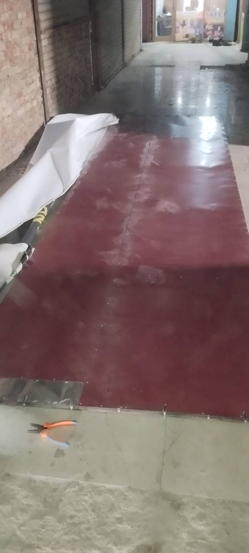 5×20 فٹ لوہے کا مضبوط فریم برائے فلیکسی / سائن بورڈ – فروخت کے لیے 1