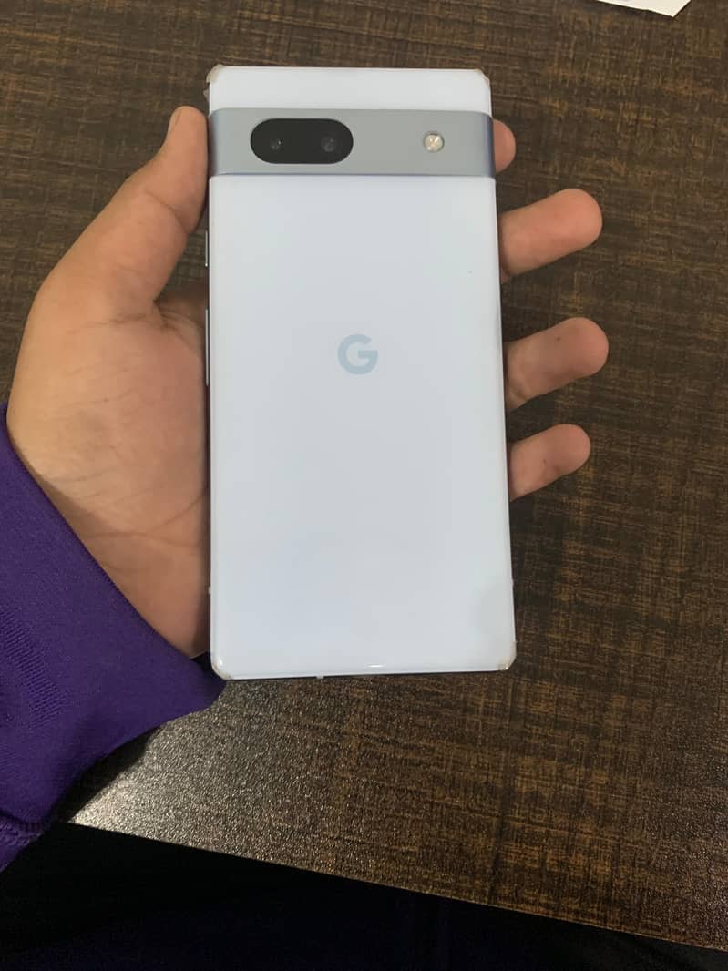 Google pixel 7a 3