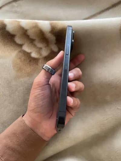 iphone 15 pro max non bypass lush condition03.166548279