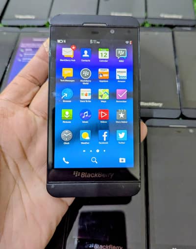 BlackBerry Z10 4G Hotspot Phone