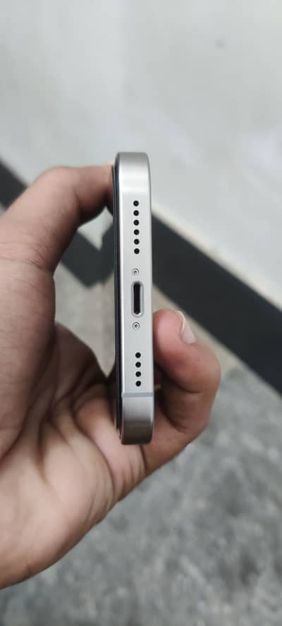 iPhone XR convert to 15 pro max