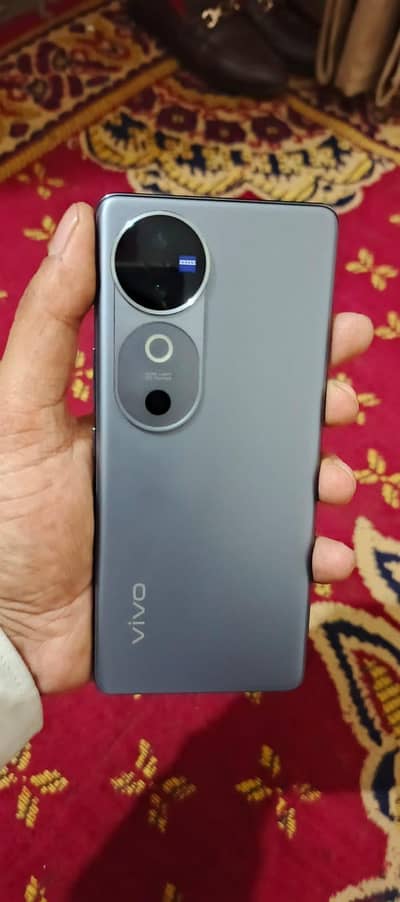 vivo v 40