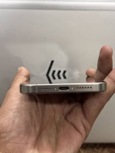 Iphone 15 pro max 0 time charge