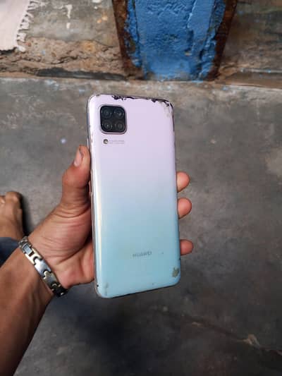 Huawei nova 7i 8GB 128GB with box urgent sell