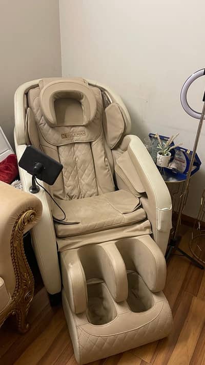 JC Buckman Refresh US massage Chair with head massage and Bluetooth