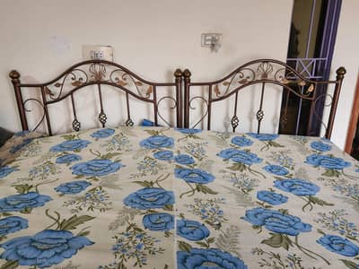 2 single beds for sale