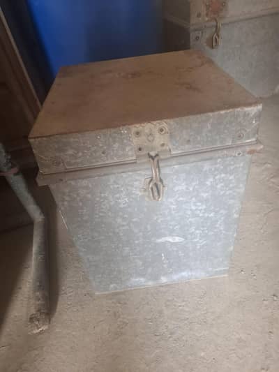 pati with stand 5x3x3