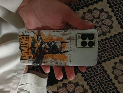 realme 8 (8/128 ) box charger available No exchange okay