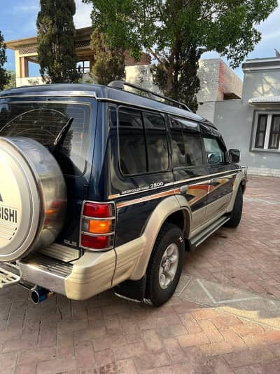 Mitsubishi Pajero 1997